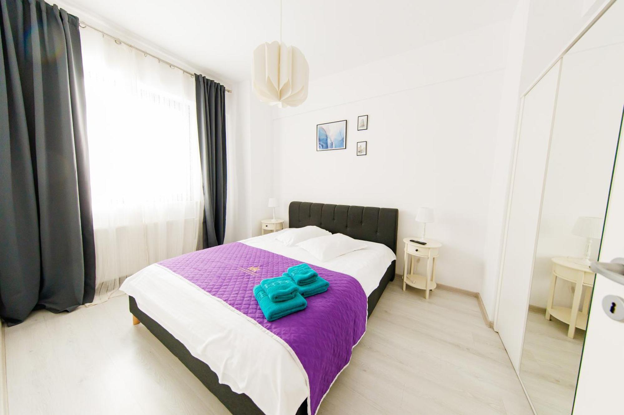 Luxury Glam Apartments Iasi At Lazar Palas Exterior photo