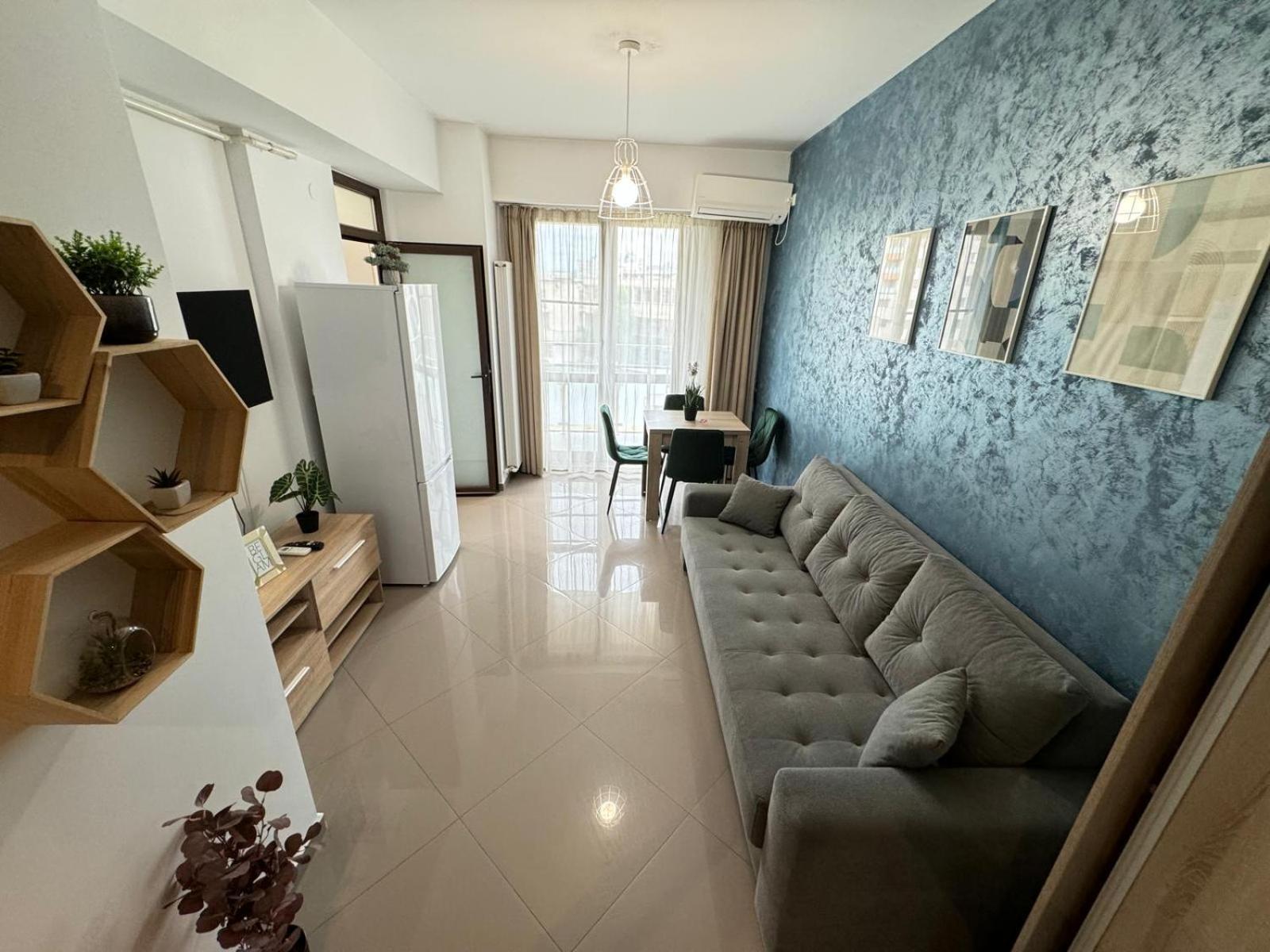 Luxury Glam Apartments Iasi At Lazar Palas Exterior photo